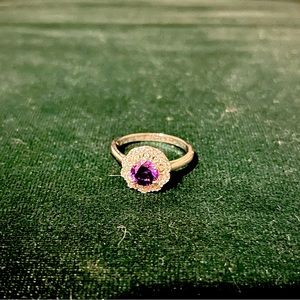 NWOT Amethyst Ring Silver Size 10